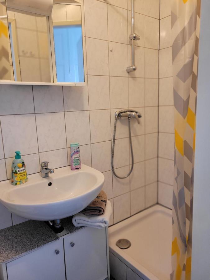 Budget Studio Near Prater Wenen Buitenkant foto